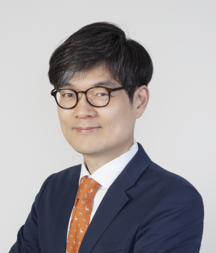YOO, CHOONG-YUEL Associate Professor 사진